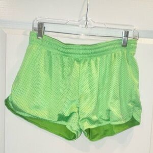 NIKE DRI FIT Breathable gym athletic shorts women’s size medium